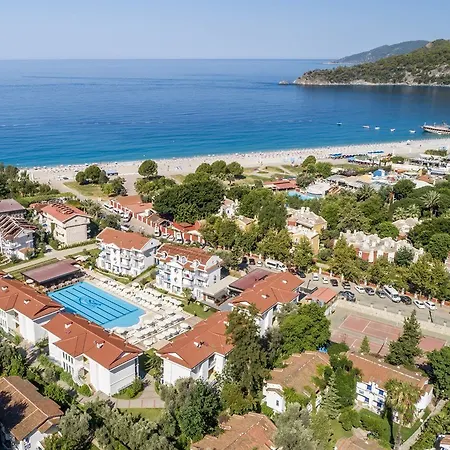 Ξενοδοχείο Belcekum 4*